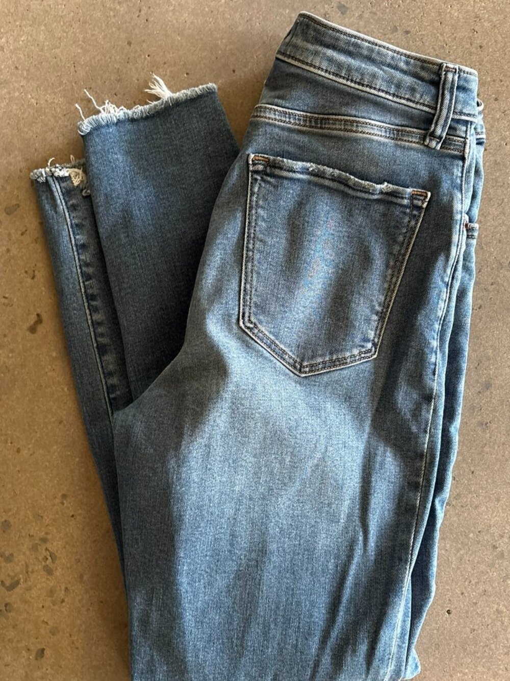 Abercrombie & Fitch Super Skinny Ankle High Rise destroyed destressed curve love